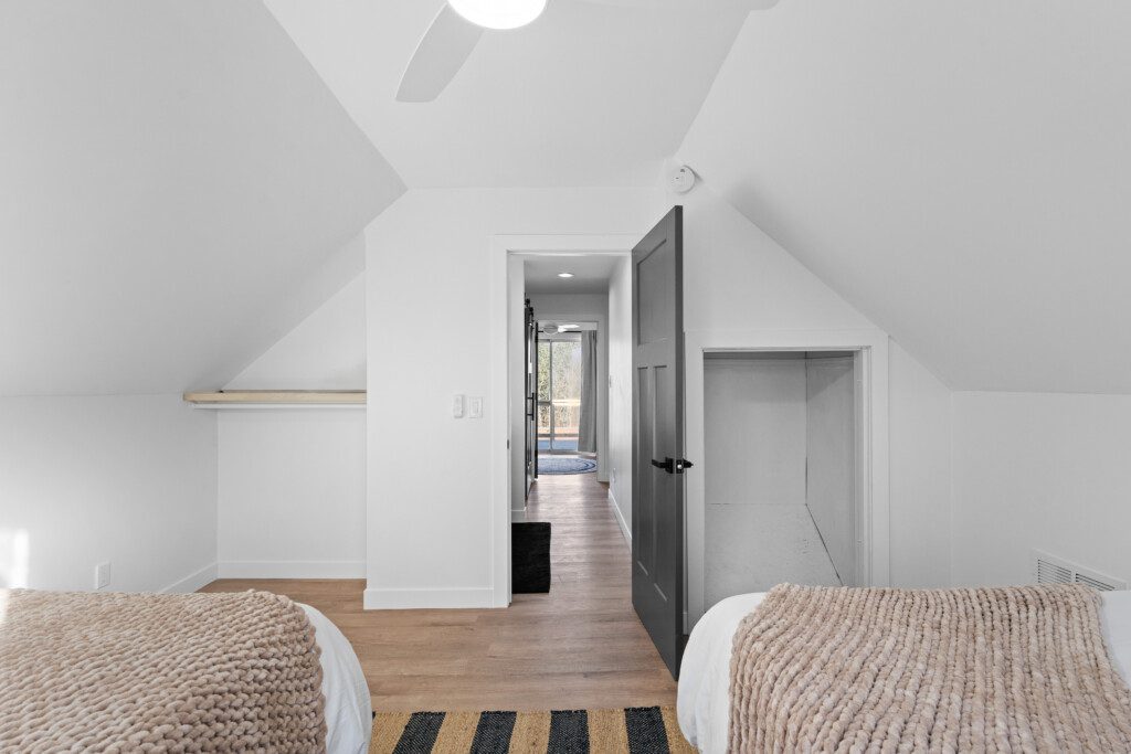 da8e3d34 8295 4bc3 8e5f 7199968e499a