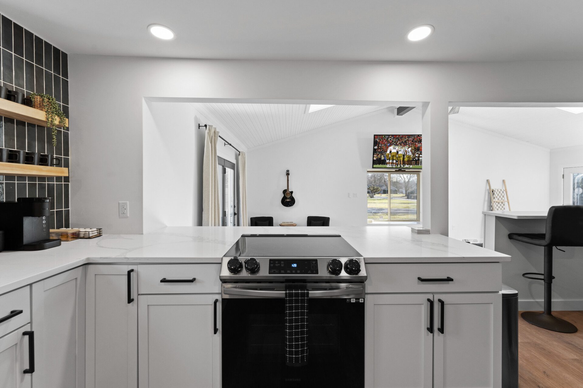 dbcb53bf 7549 4933 8d10 fac359c26c3f