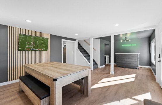 Why go out when the fun is all here? 🎱🏓📺 Notre Dame Pool Haus game room has ping pong, pool, & the big game on TV. Perfect for family nights or rainy-day fun!