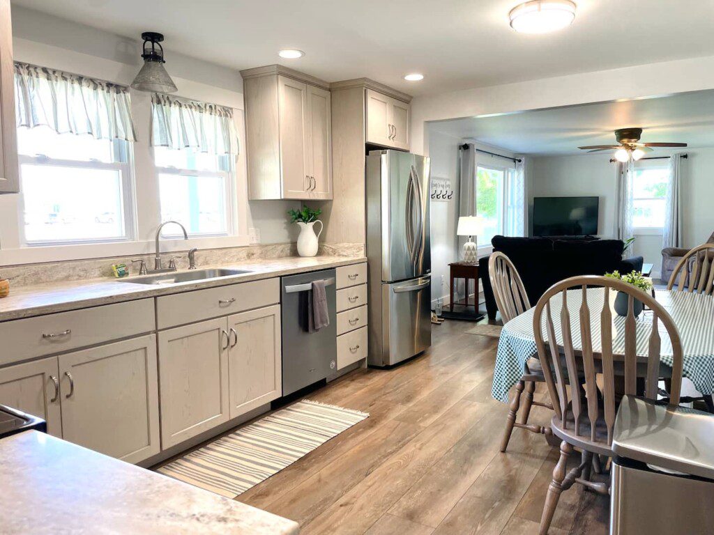 Fuller equipped brand-new kitchen!