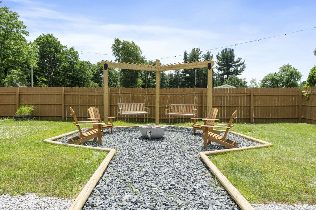 End the day gathered around the fire pit 🔥 Swing, sip, and share stories under the lights. Notre Dame Pool Haus is where family nights become lifelong memories. Your cozy escape is waiting—don’t miss it!