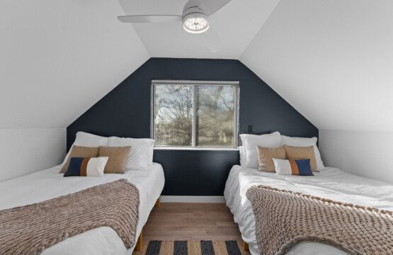 Plenty of room for everyone! The upstairs Bedroom 3 features two queen beds, making it ideal for families, kids, or friends traveling together.