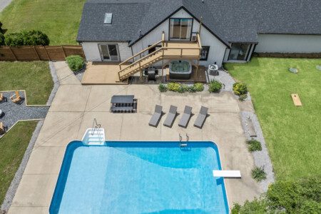 Why choose between fun & relaxation when you can have both? 🌊🔥 Notre Dame Pool Haus has a private pool, hot tub, fire pit & games.