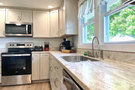 Fuller equipped brand-new kitchen!