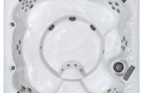 Experience a spacious open seating spa with extra therapeutic results! The Precision 8 Clarity Spa from Master Spas allows for seating up for 7 people and has 48 high-quality jets to make sure your spa experience is better than ever.