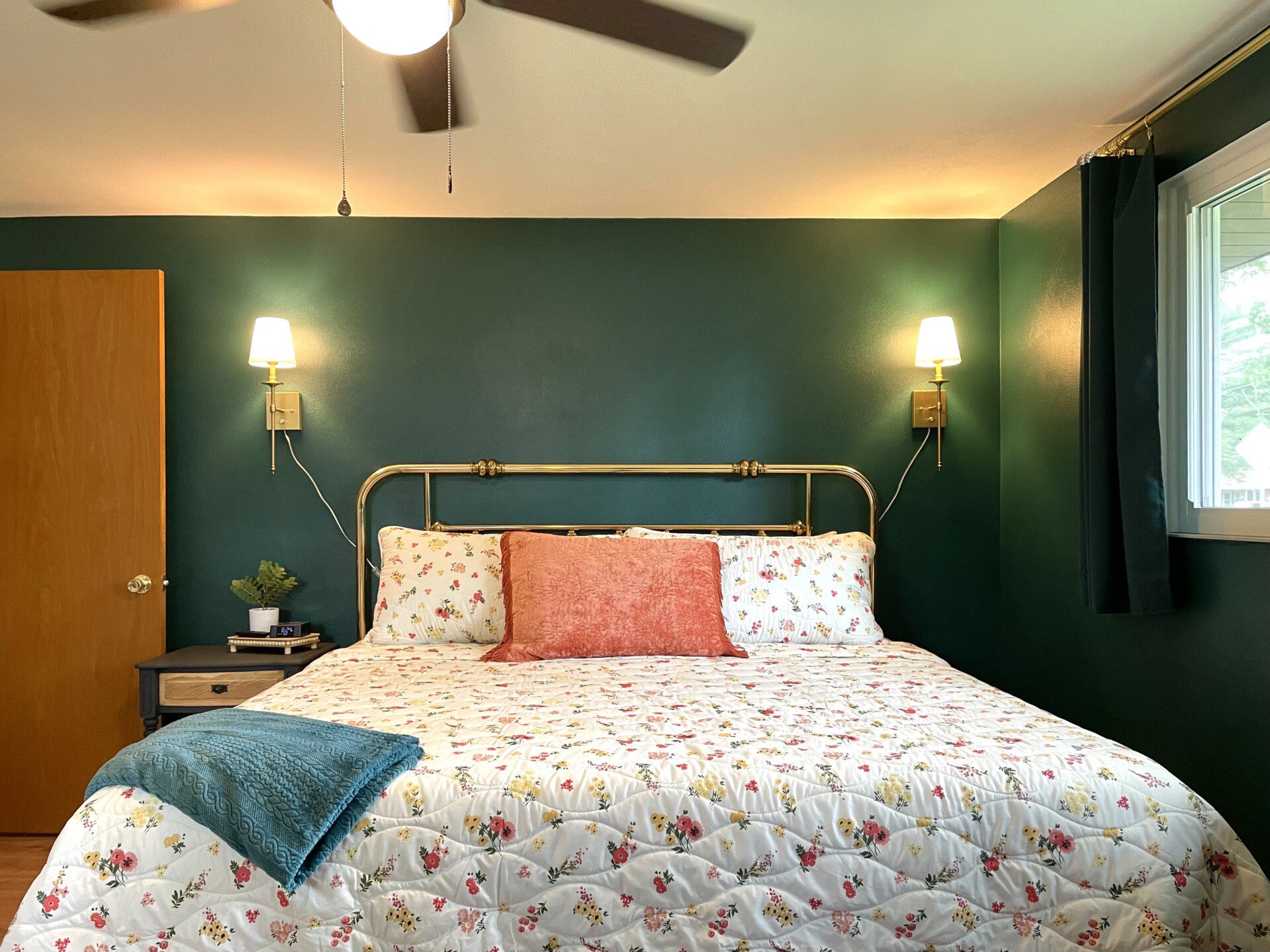 Bedroom #1 with highly rated Lucid KING mattress; a clock w/ USB and outlets to make charging devices super convenient; Reading Lights; 43" Roku Smart TV