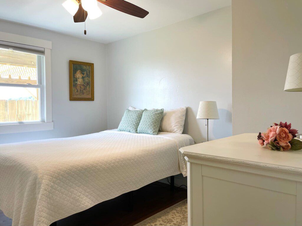 Bedroom #2 - queen bed