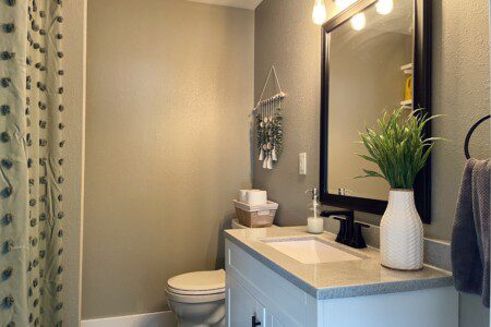 Bathroom with shower/tub combination - furnished with towels, washcloths, soap/shampoo/hairdryer, and more