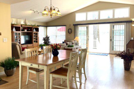 Enjoy family meals with a view—gather around the dining table and take in the picturesque lake views just outside.