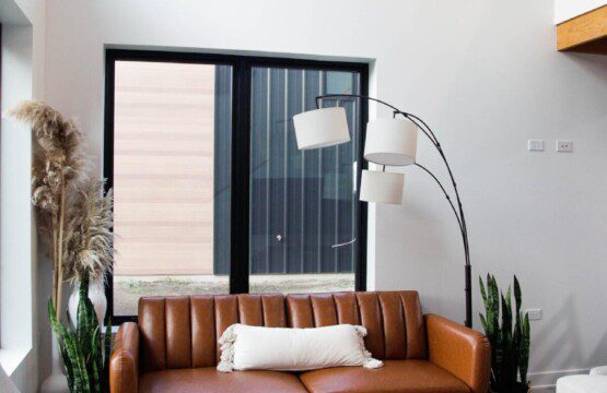 Living Room (sofa doubles as a futon)