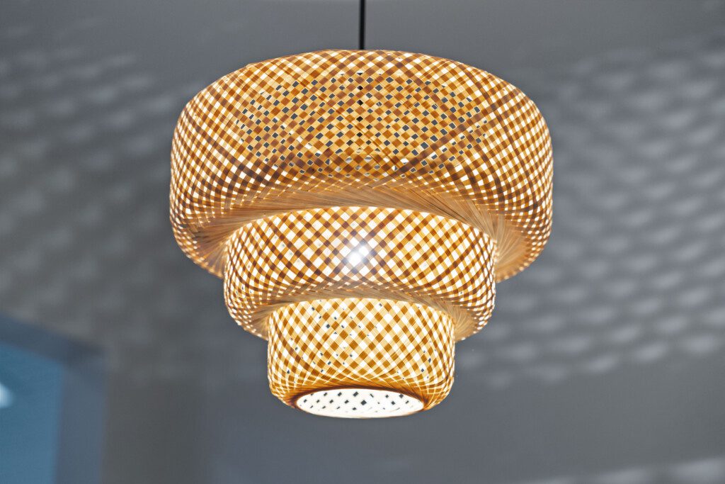 Meals taste better together 🥘☕ Notre Dame Pool Haus has a cozy dining area + bar seating designed for family time, laughter, and connection. Make memories together here!