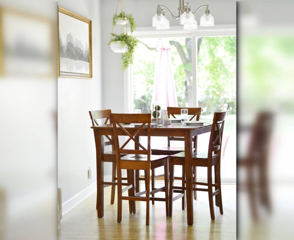 Dining room table