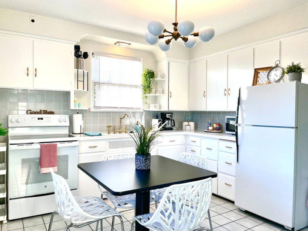 Kitchen - includes cooking utensils, pots, pans, etc. Oh did I mention there is a Mini Essenza Nespresso maker with complimentary pods provided? And a coffee bar?!