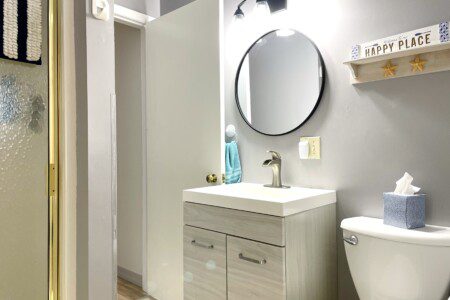 Bathroom with standup shower - furnished with towels, washcloths, soap/shampoo and more