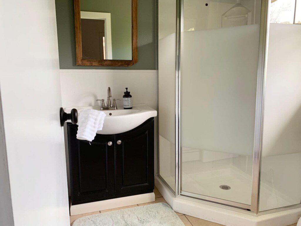 Bathroom #2  - furnished with towels, washcloths, soap/shampoo/hairdryer, and more