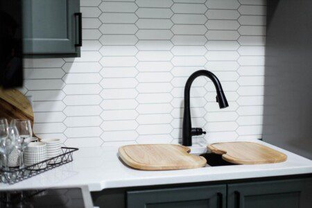 Fully furnished kitchen!