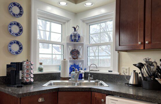 Start your morning your way in this bright, charming kitchen ☕🌞 — sunlit windows, thoughtful details, and everything you need to make your retreat feel just like home.