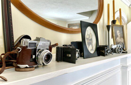 Discover the story behind every detail 📷✨ A curated collection of vintage cameras adorns your retreat — a charming reminder that life's best moments are worth capturing and cherishing.